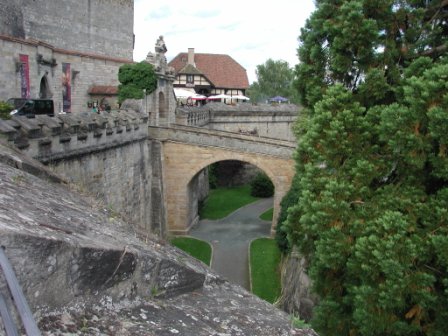 Entrance bridge (former drawbridge)